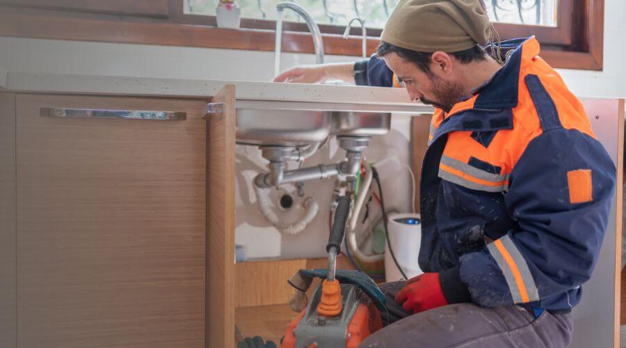 Local annual plumbing maintenance in Waverly, IA